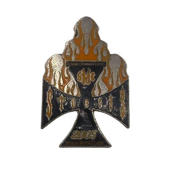 2005 Sturgis  Motor Classic Pin Badge SMC Rally Biker Pin Vest Jacket Motorcycle - Picture 1 of 3